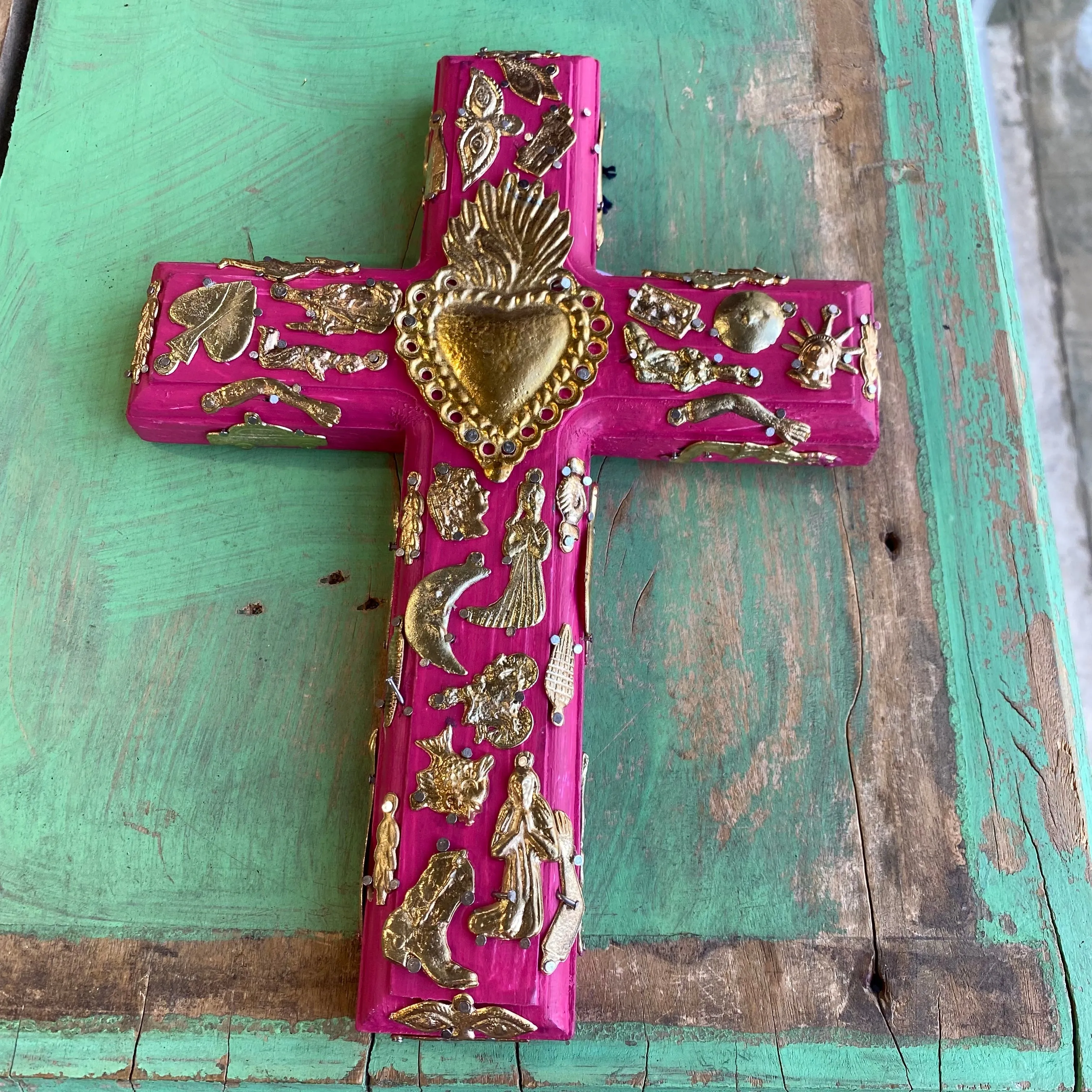Milagros Large Cross