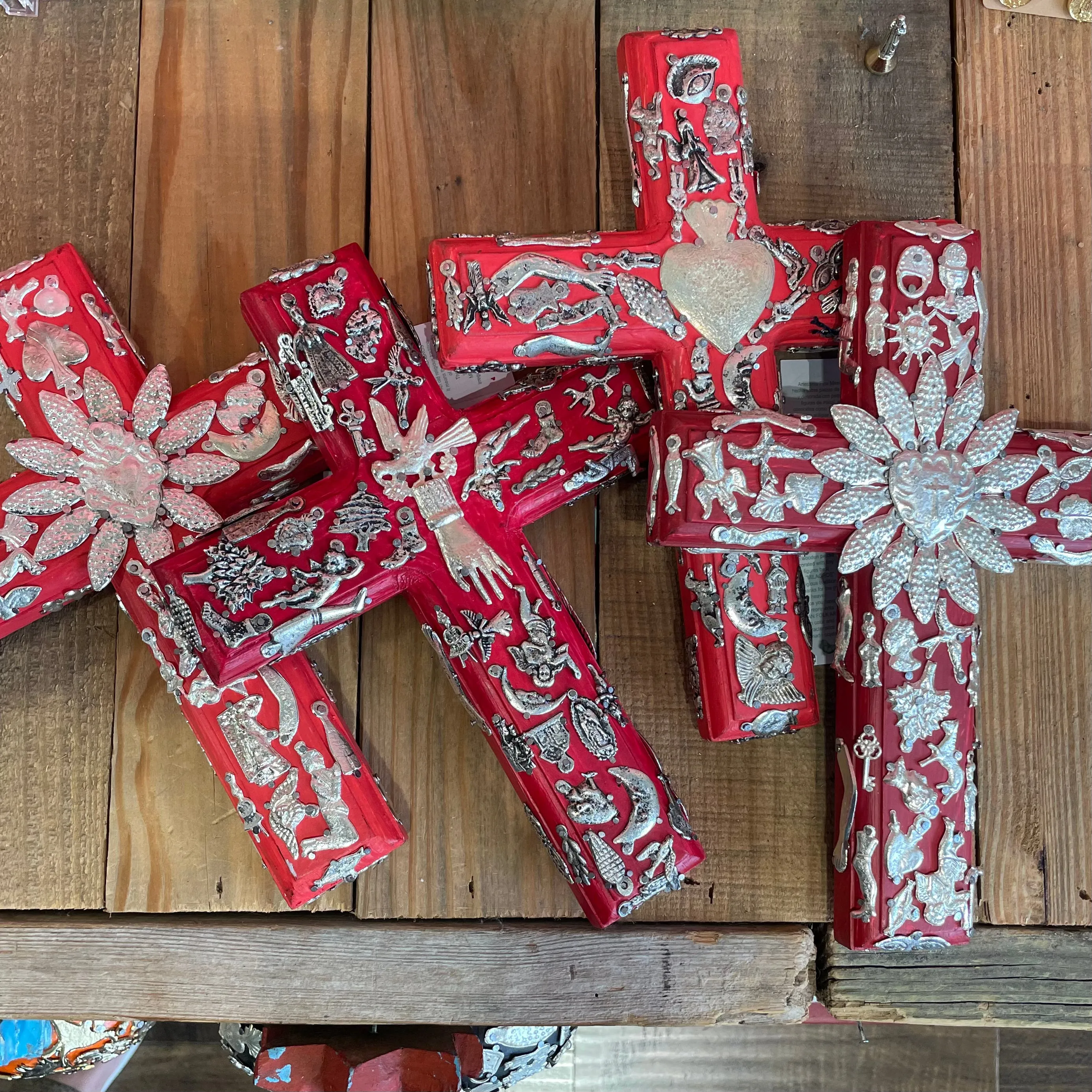 Milagros Large Cross