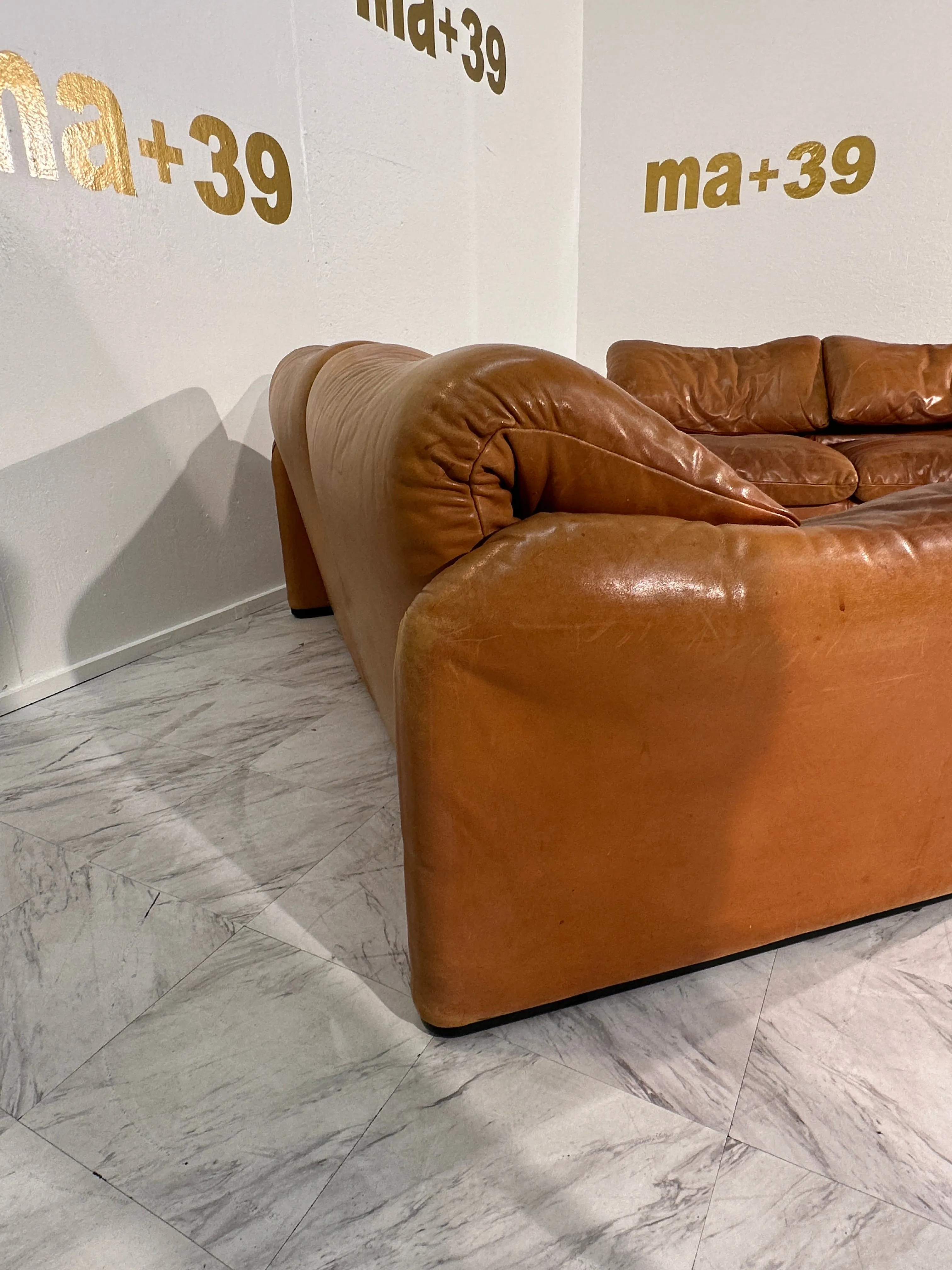 Vico Magistretti Maralunga Leather Sofa by Cassina 1975